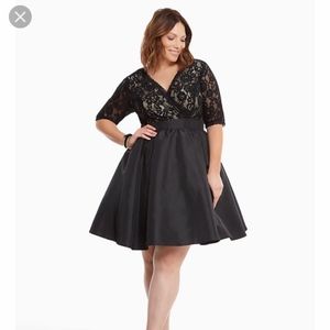 BRAND NEW- Torrid Lace & Taffeta Surplice Dress